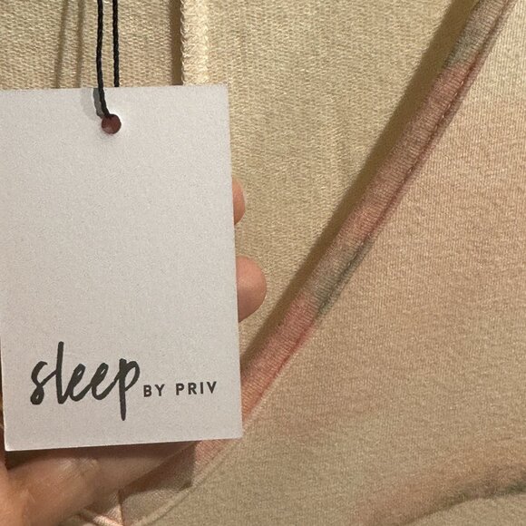 BNWT Priv Errand Day Romper - Pastel Pink - Small - Picture 5 of 8